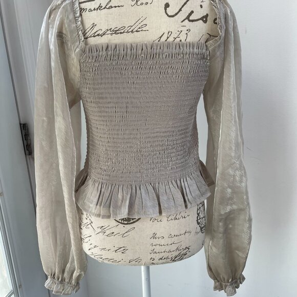 NEW Fancy shiny gold long sleeve top size L with sheer sleeves - Picture 2 of 11